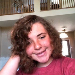 Meet your Posher, Hailey